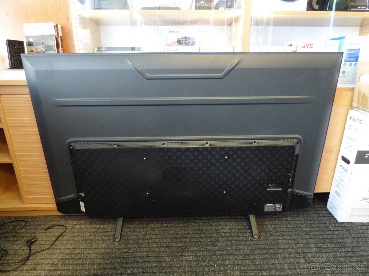 Hisense 65" Smart TV - 165cm - 3