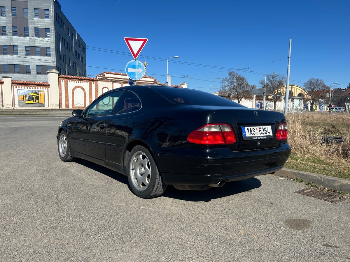 Mercedes clk w208 - 3