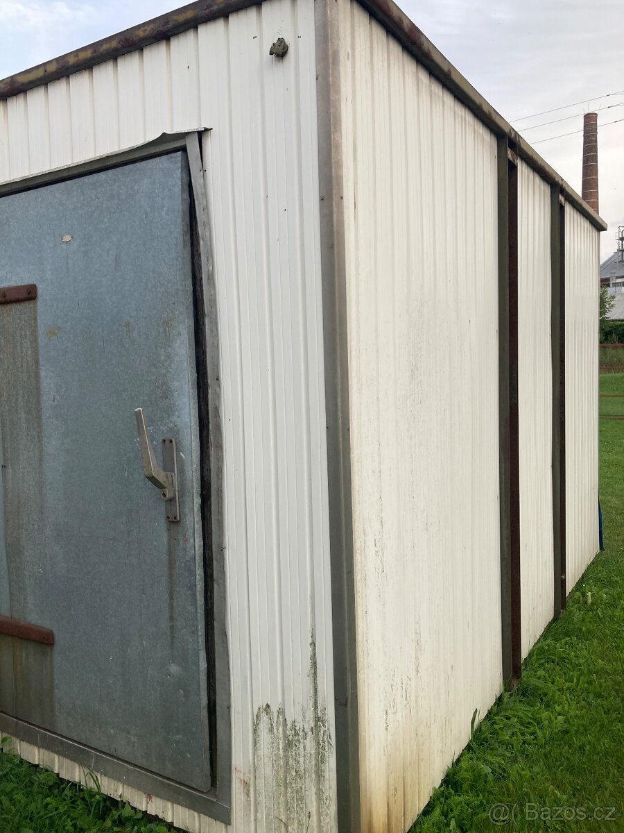 Stavebni bbuňka,příruční sklad - 3