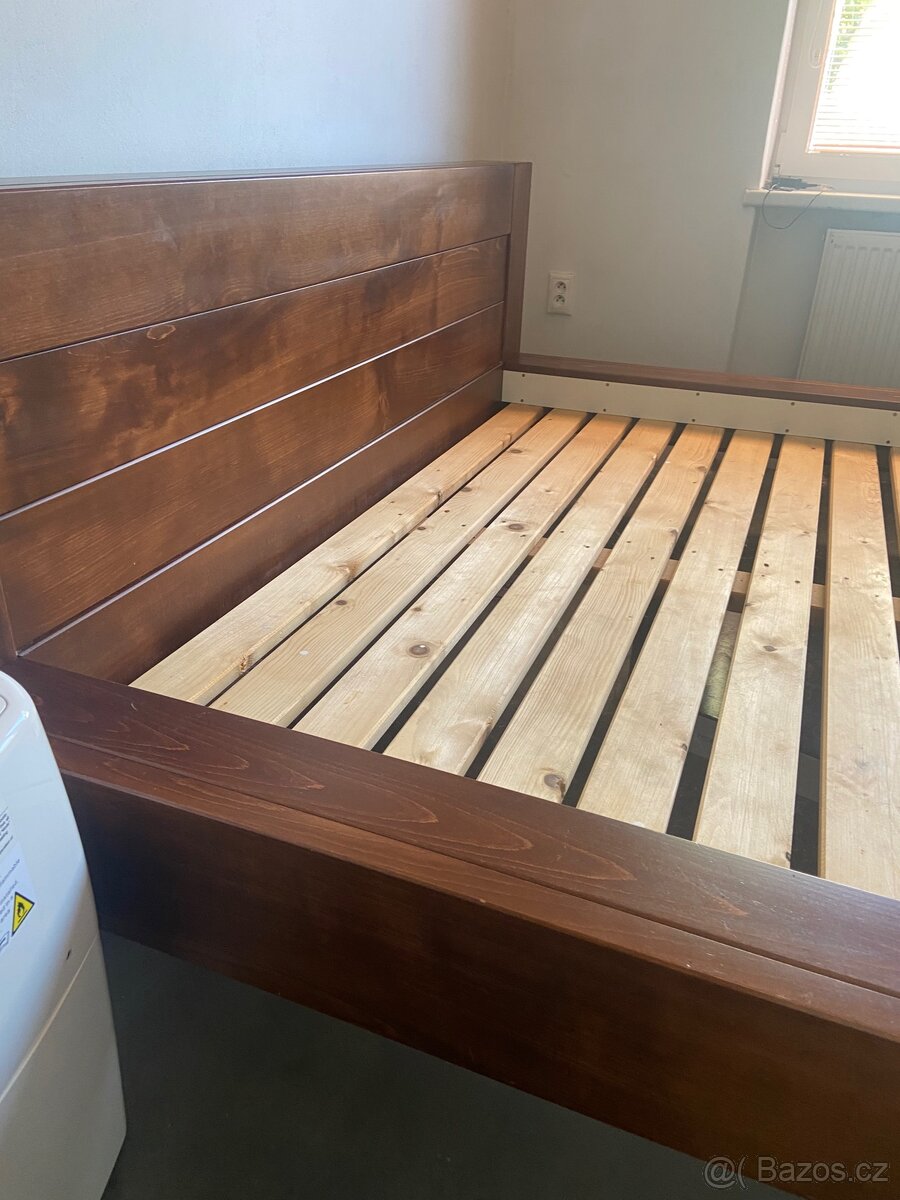 Postel z masivu na zakazku od truhlare - 3