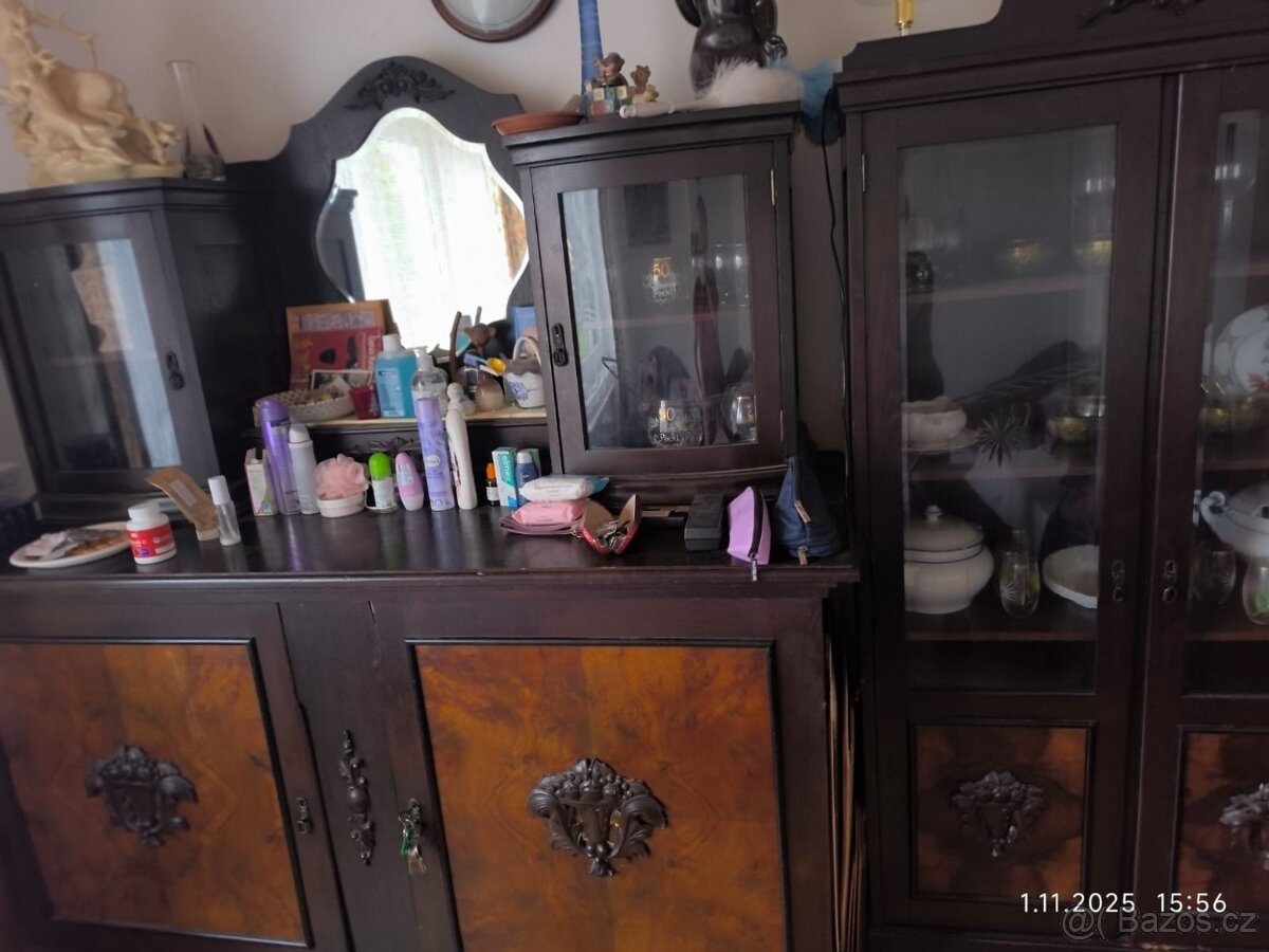 Starožitný nábytek - 3