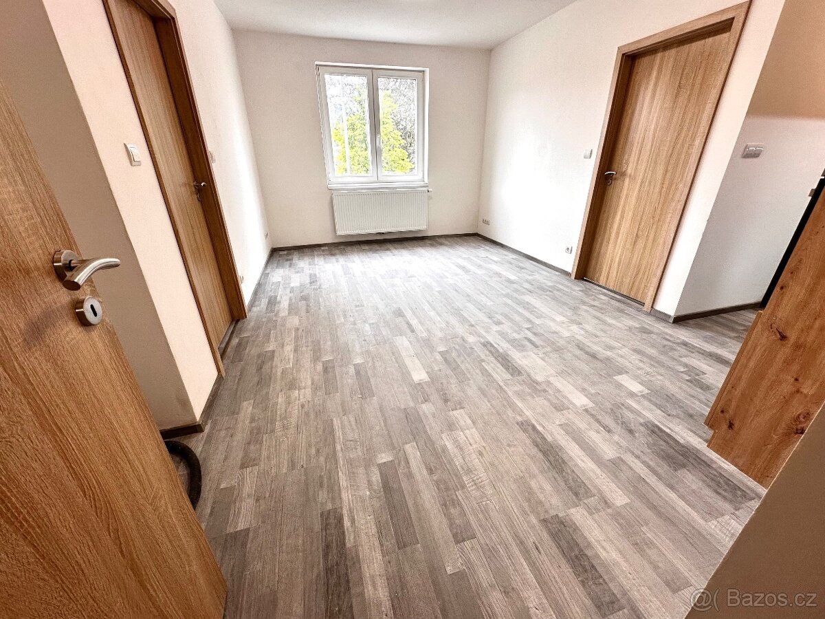 Prodej bytu 3kk po kompletní rekonstrukci v Dolní Dobrouči - 3