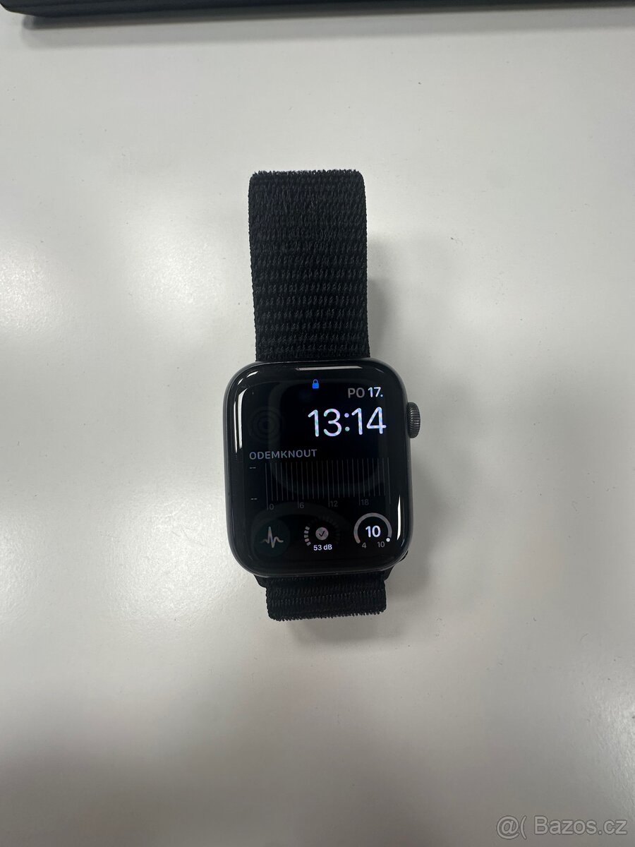 Apple Watch 4 44mm - kondice baterie 100% - 3