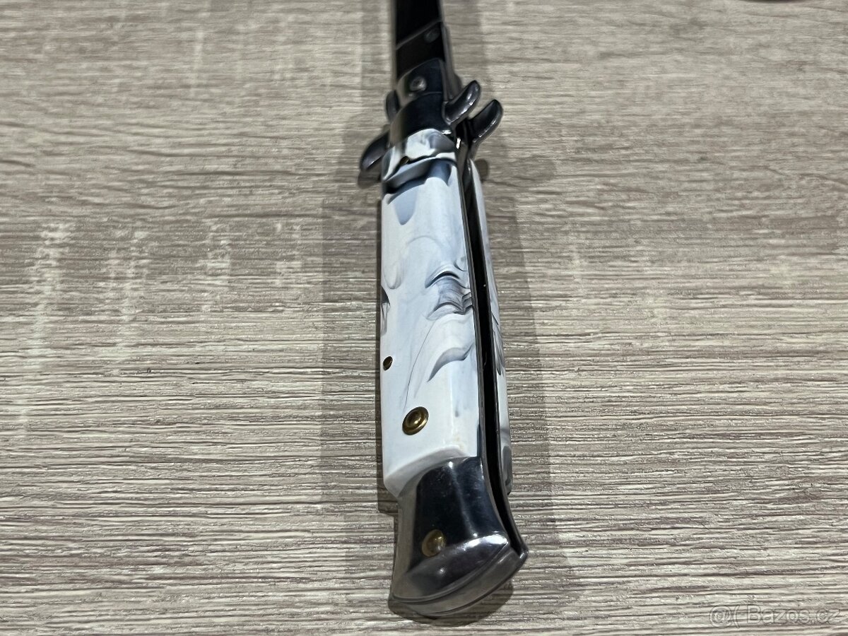 Starý vystřelovací nůž - 3