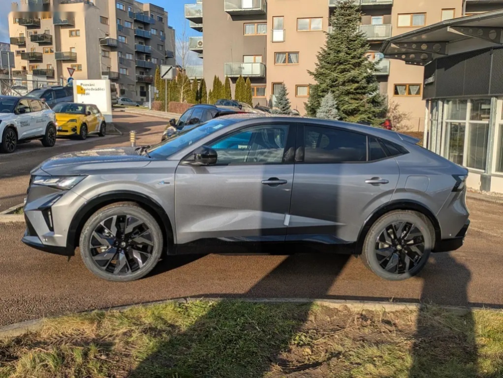 Renault Rafale, esprit Alpine hyper hybrid - 3
