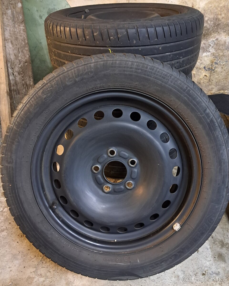 Prodám plechová kola Ford r16 - 3