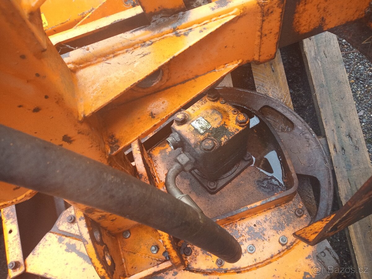 Prodám komunální nástavec hlubic příkopů - 3