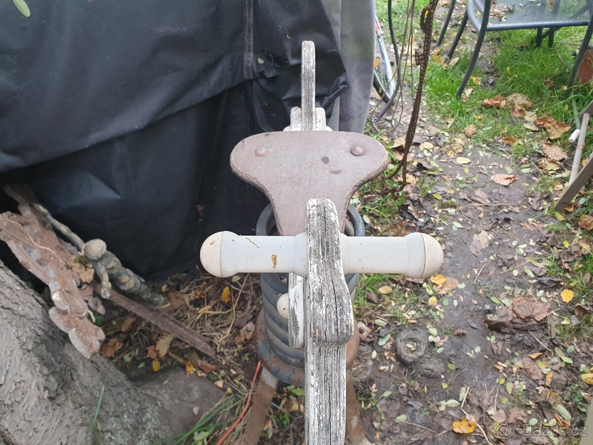 Pérák dětský hřiště - 3