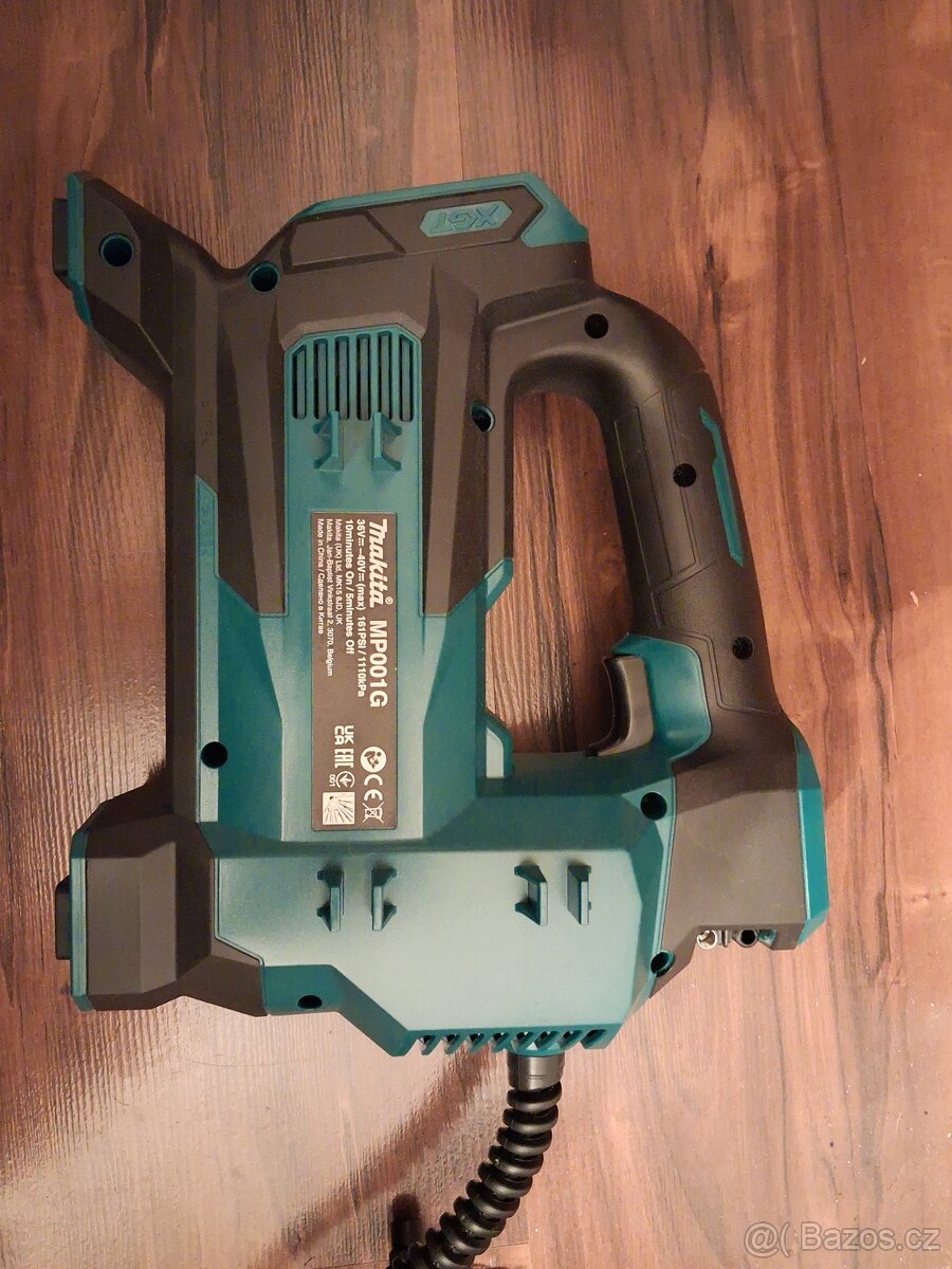 Prodám aku kompresor Makita - 3