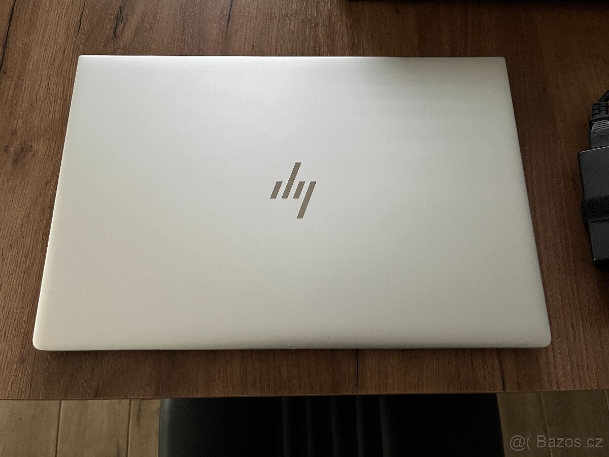 UltraBook HP EliteBook 755 G5 15.6" FHD IPS-RAM 16GB-SSD - 3