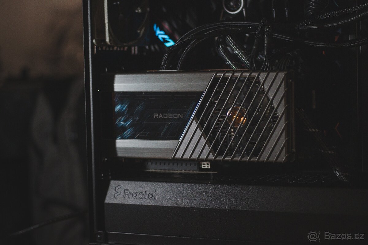Herní PC s vodním chlazením - 3