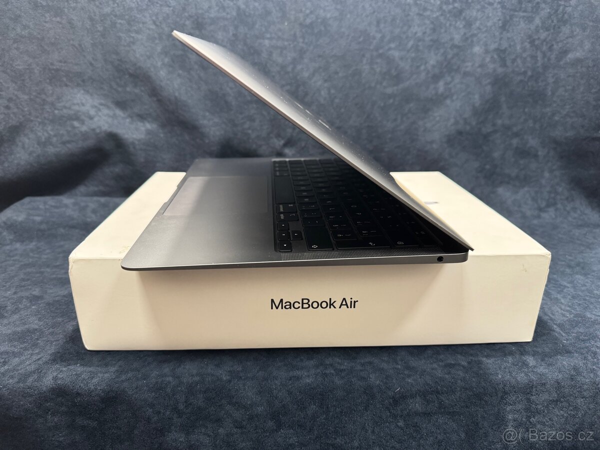 Predám MacBook Air 13 8GB/256GB - 3