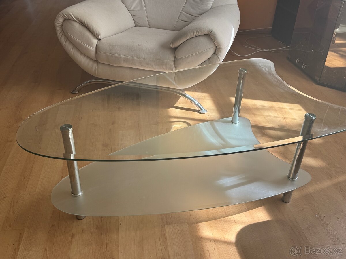 Skleněný stolek - 3
