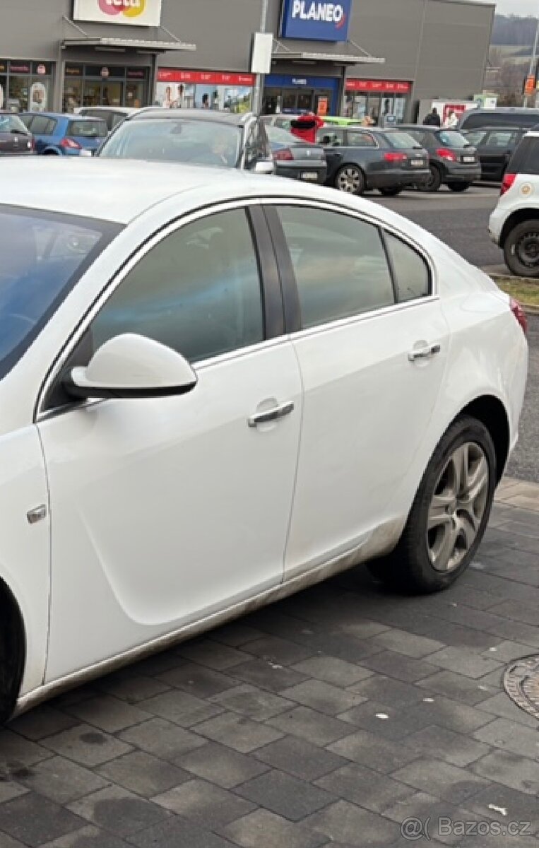 Opel insignia - 3