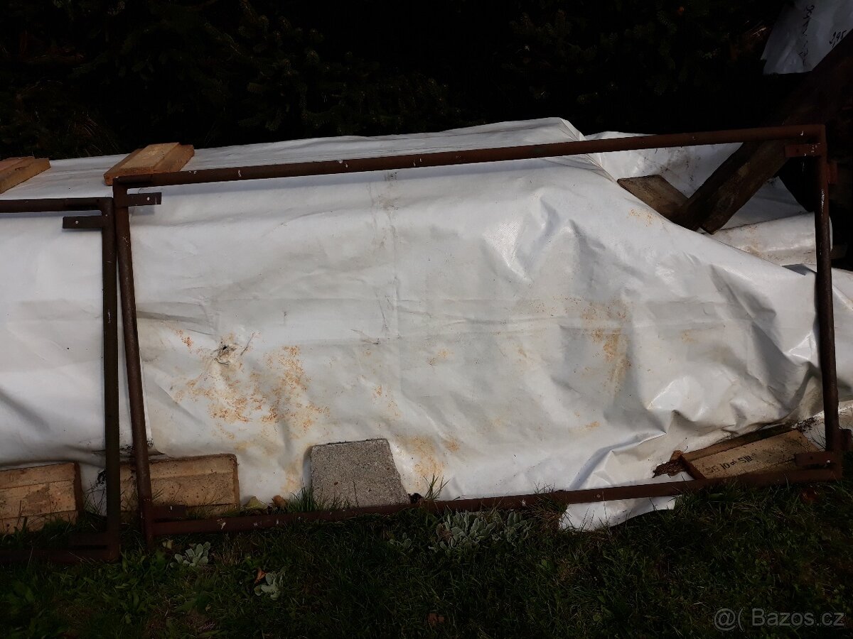 svařovaný rám na vrata - 3