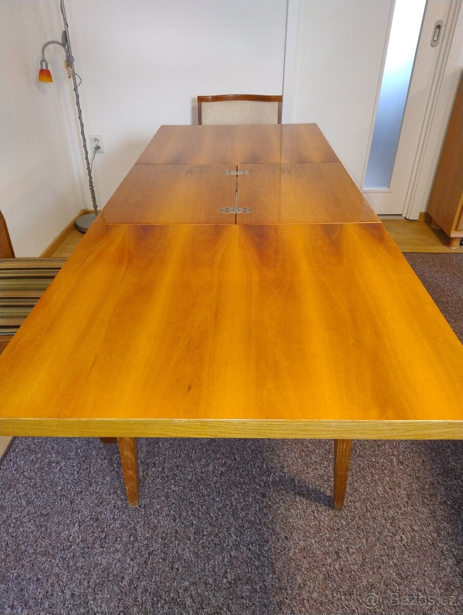 Prodám rozkládací jídelní stul - 3