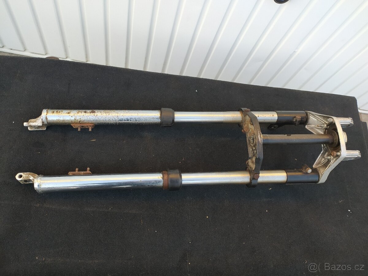 Přední vidlice ČZ 125 175 - 3