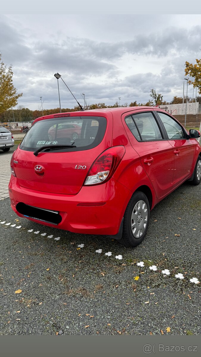 Hyundai i20 • 1.2 benzín • 62,5 kW • 2013 • 104 000 km - 3