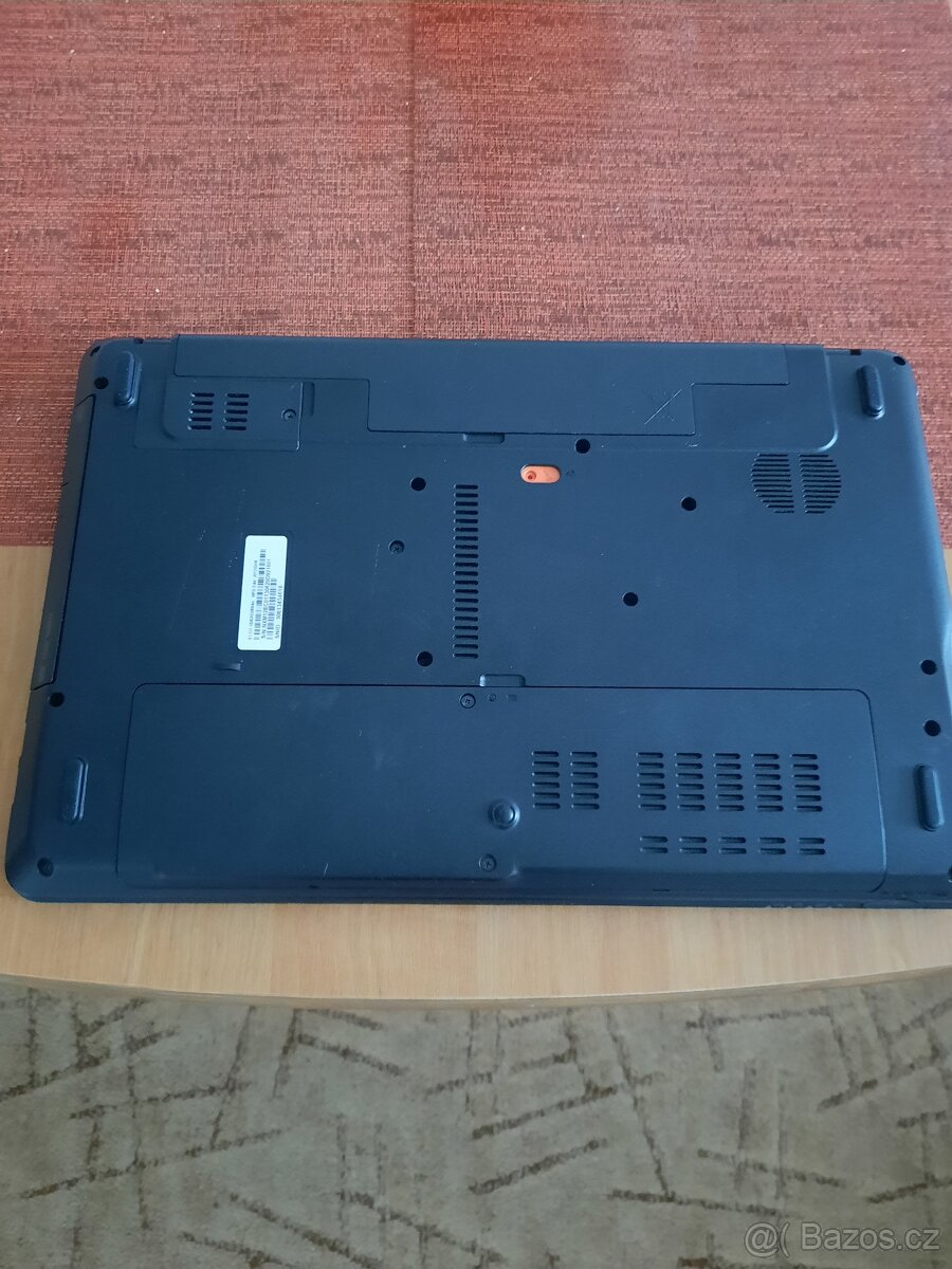 Prodám Acer Aspire E 1 - 531 - 3