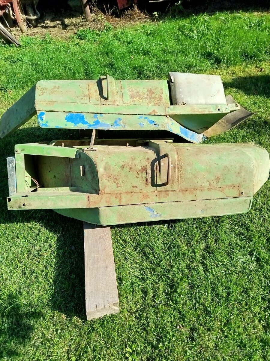 Blatníky ZETOR 25 - 3