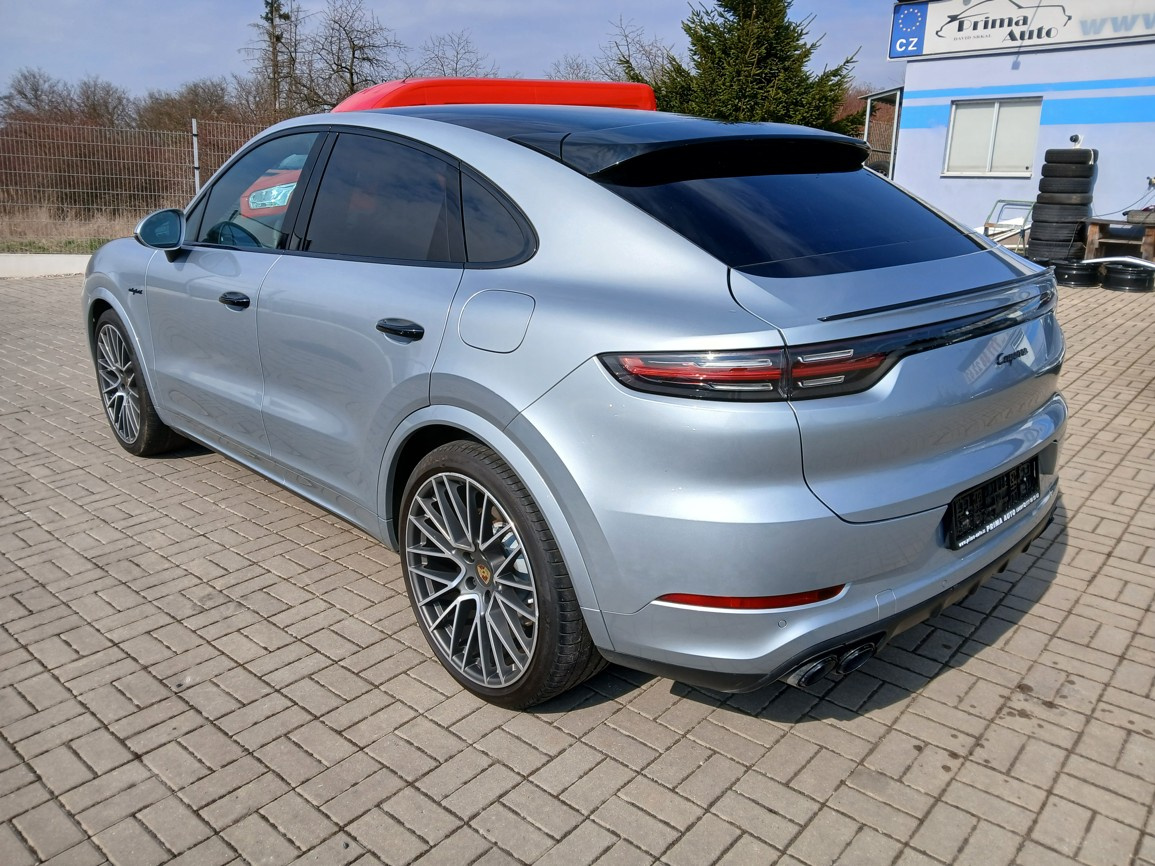 Porsche Cayenne E-Hybrid - 3