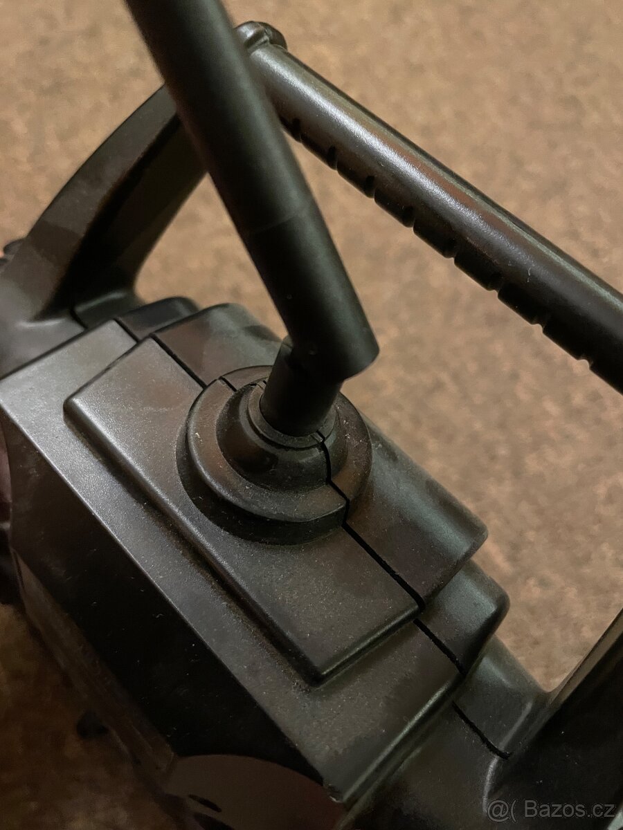 Vysílačka Cadet pro V4 - 3