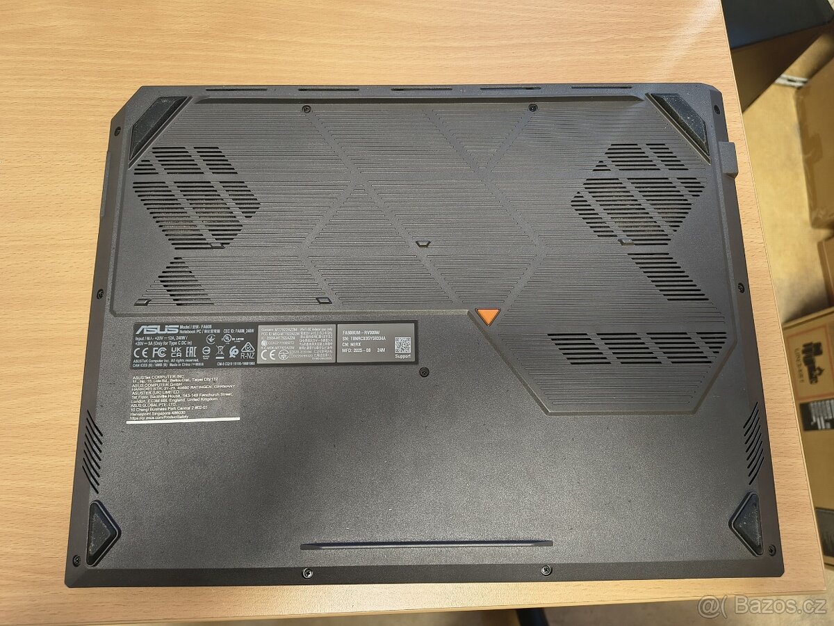 ASUS TUF A16 (2024), RTX 5060, 165Hz, ZÁRUKA DO 10/2027 - 3