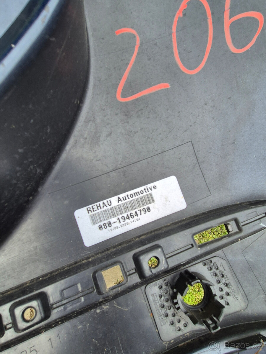 Zadný nárazník Mercedes C 206, AMG - 3