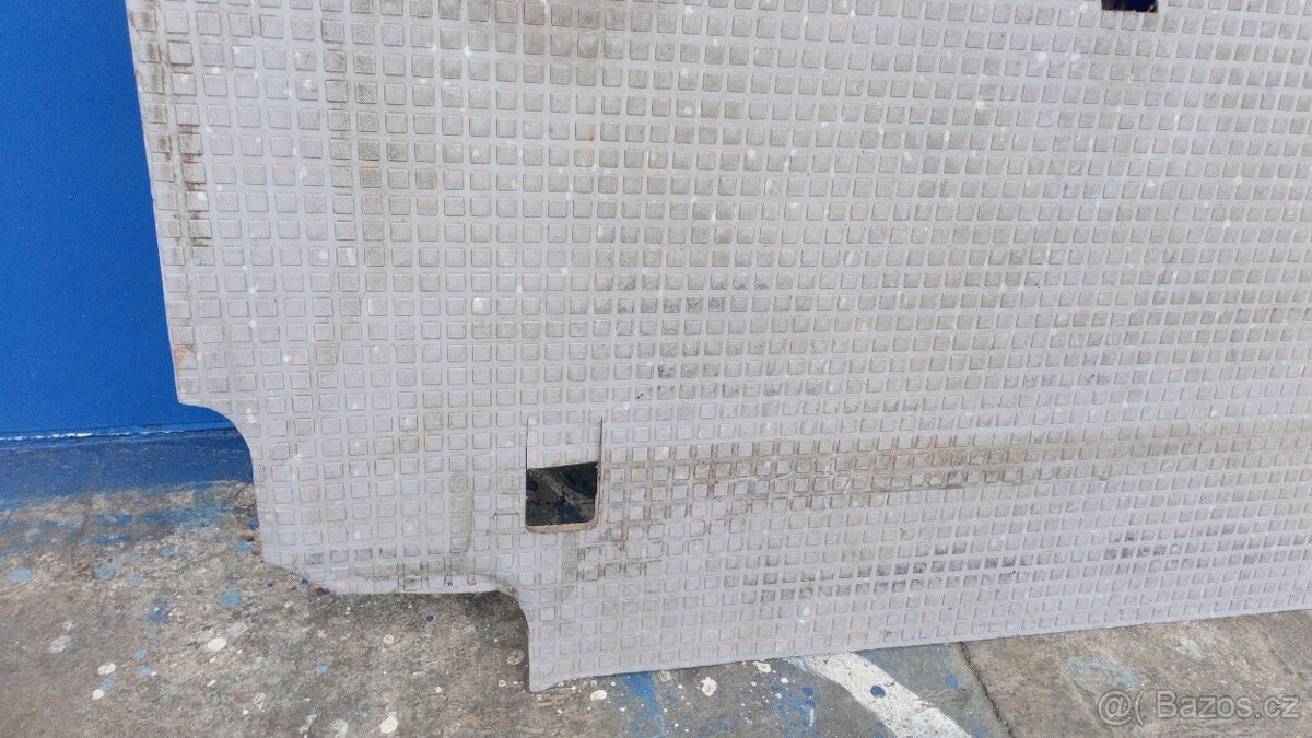 Podlaha Multivan T4 - 3