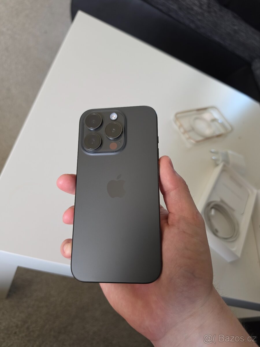 Apple Iphone 15 Pro - 3