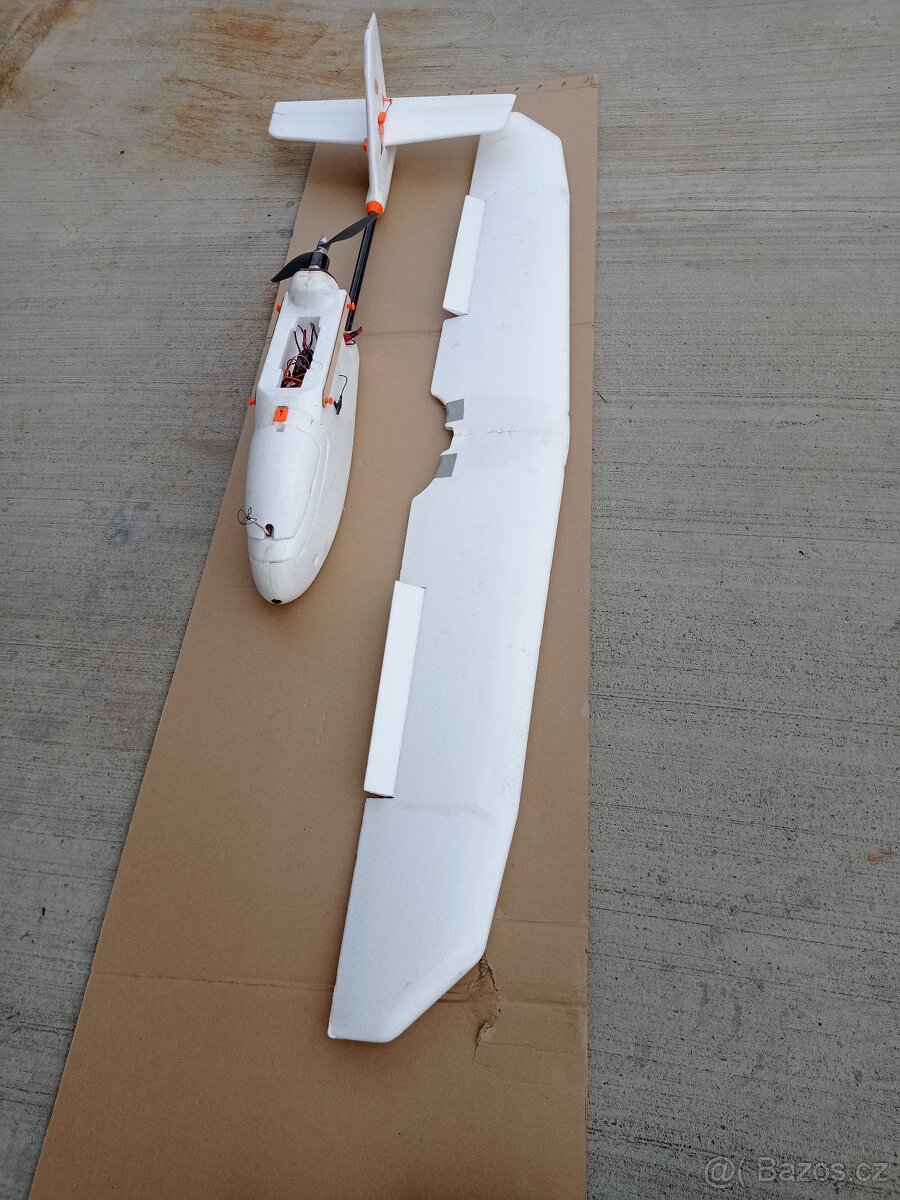 Rc letadla + vysílač hitec aurora 9 - 3