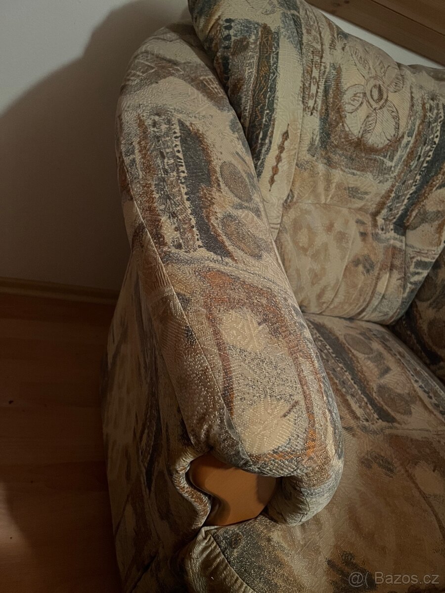 Rozkládací gauč a křeslo za odvoz - 3