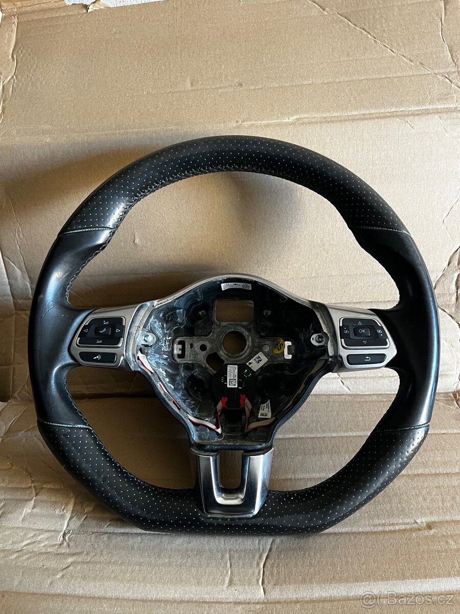 Originální multifunkční volant VW Scirocco + airbag, kůže - 3