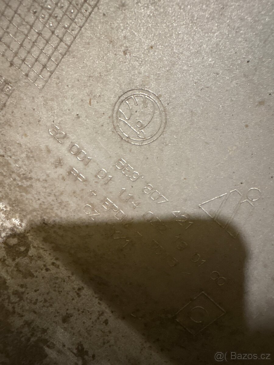 Zadní nárazník Škoda Octavia 3 combi - 3