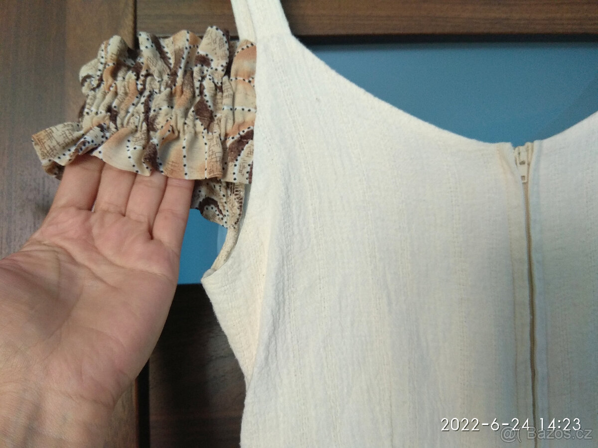 Dlouhé šaty s volánem, vel. 40 - 3