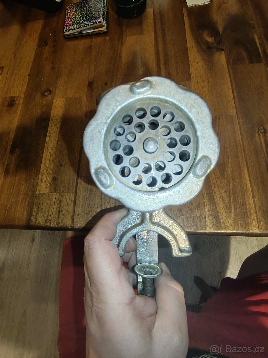 Starý mlýnek na maso SFINX 5 - 3