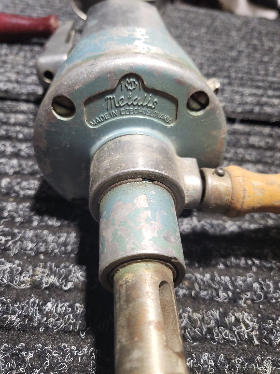 Ruční vrtačka - 3