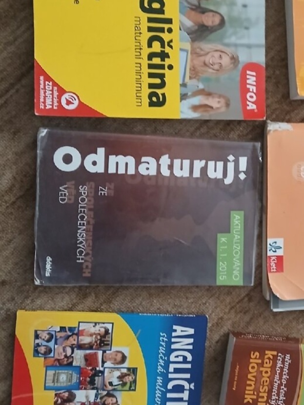 Učebnice, skripta, atlasy - 3