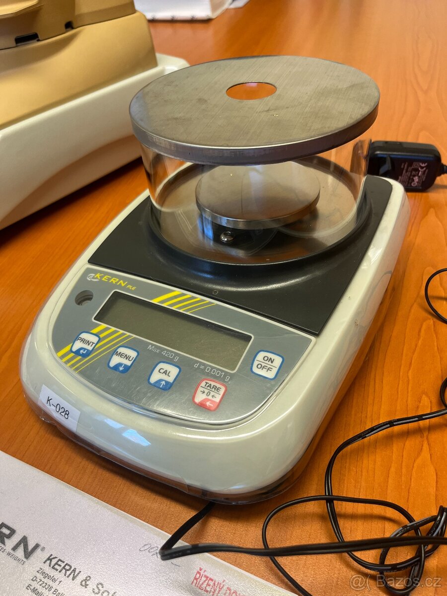 Laboratorní váhy - 3