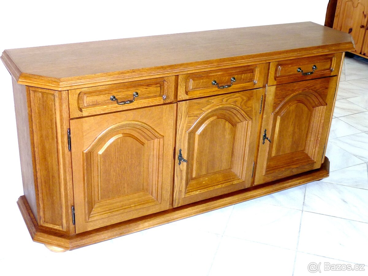 třídveřová rustikální komoda - 3