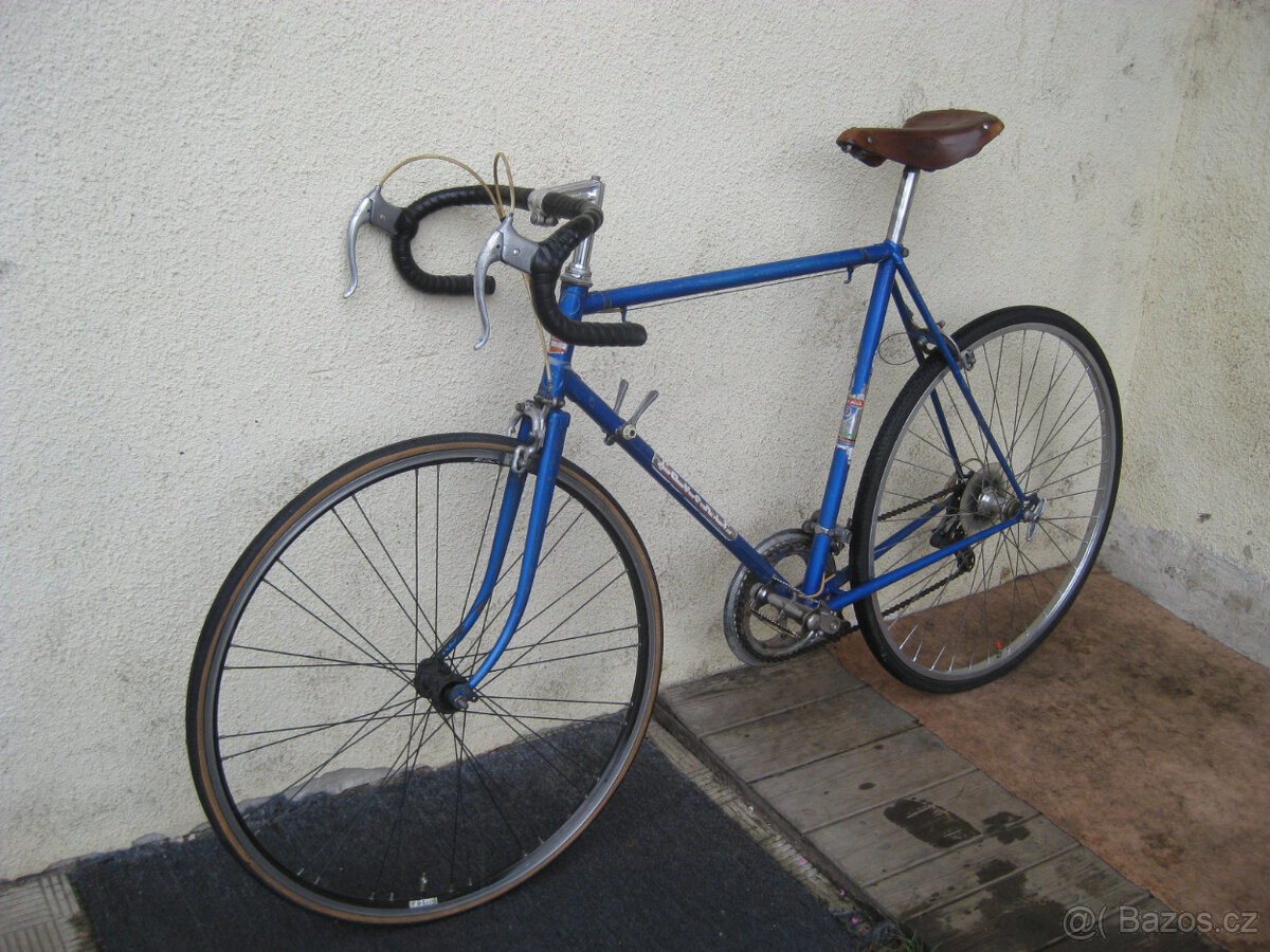 Silnička FAVORIT - 3