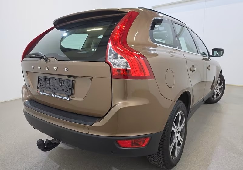 VOLVO XC60 2.0 D3 SUMMUM 2013 - 3