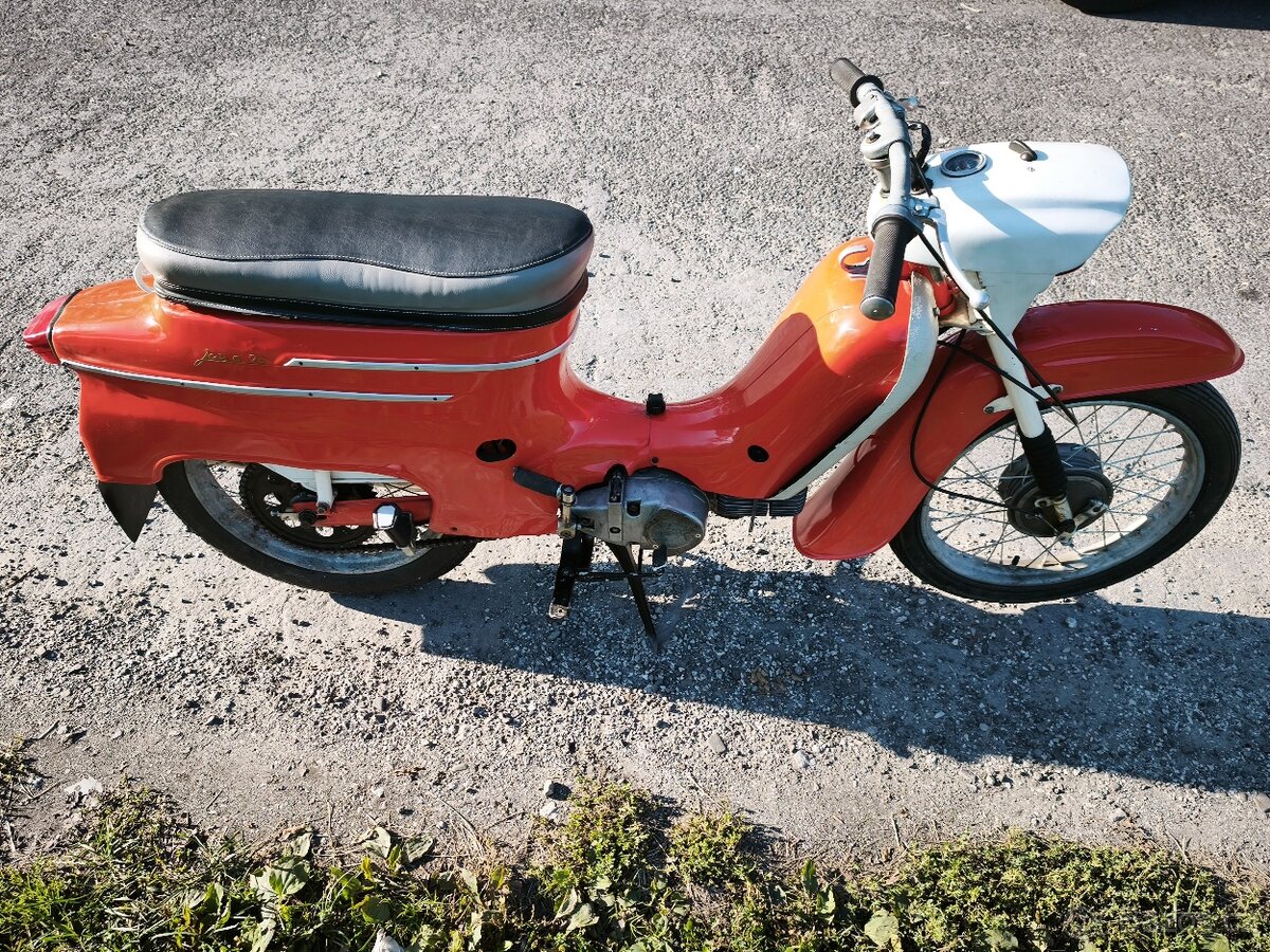 Jawa 20 pionýr bez TP - 3