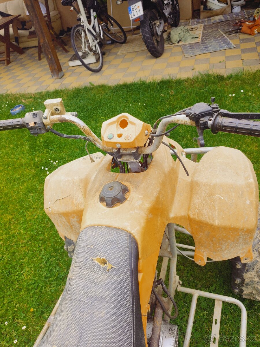 Čtyřkolka 110 ccm a náhradní díly