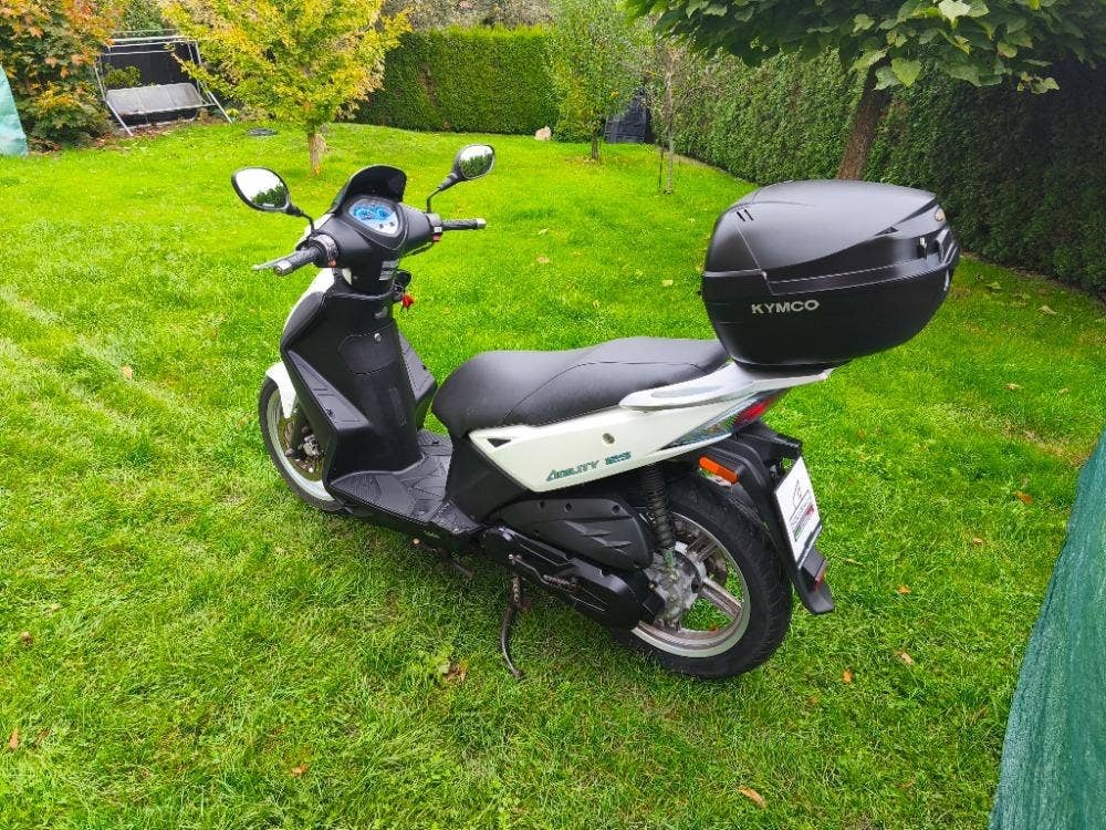 Kymco Agility City 125 (2015) 18 tis.km, kufr, po servisu - 3