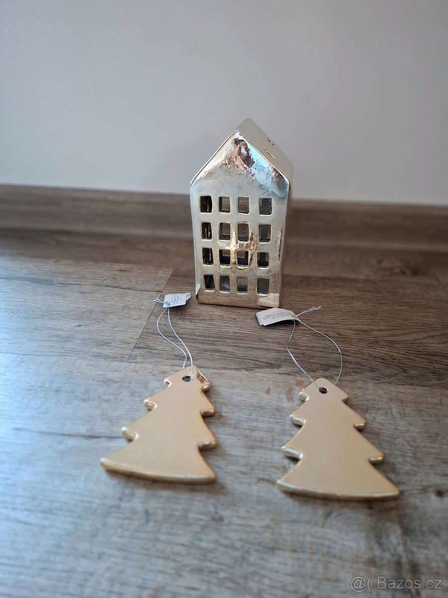 Vanocni sviceni, dekorace, ozdoby, stromecek - 3