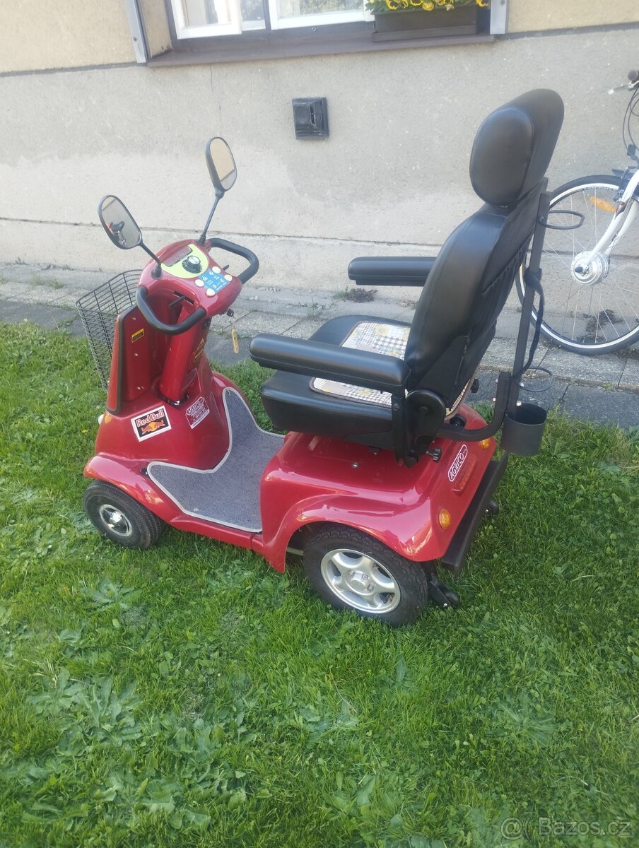 Prodám invalidní vozík SELVO 4800 - 3