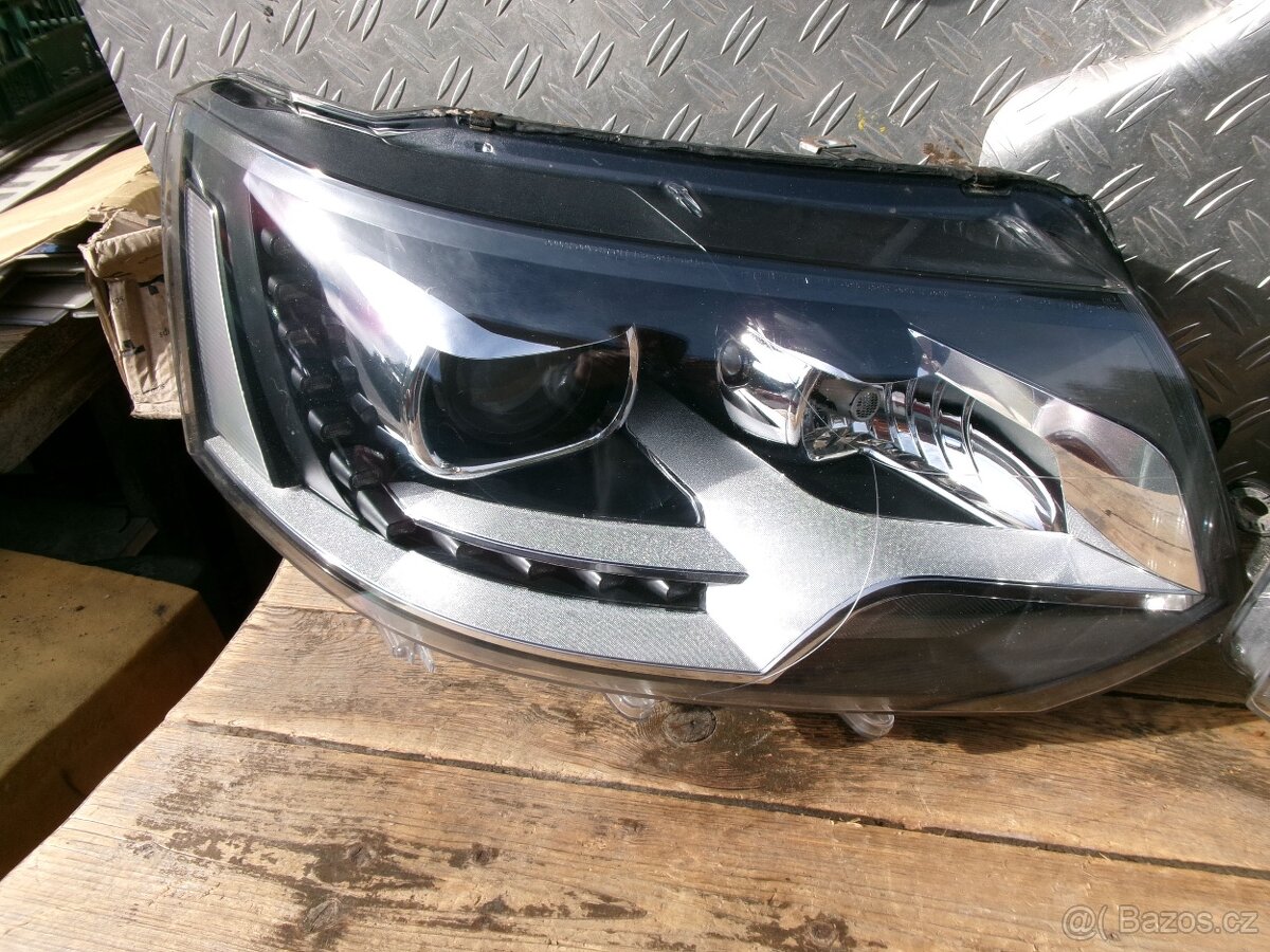 VW T5 , 2009-2015 - přední světla BIXENONY - 3