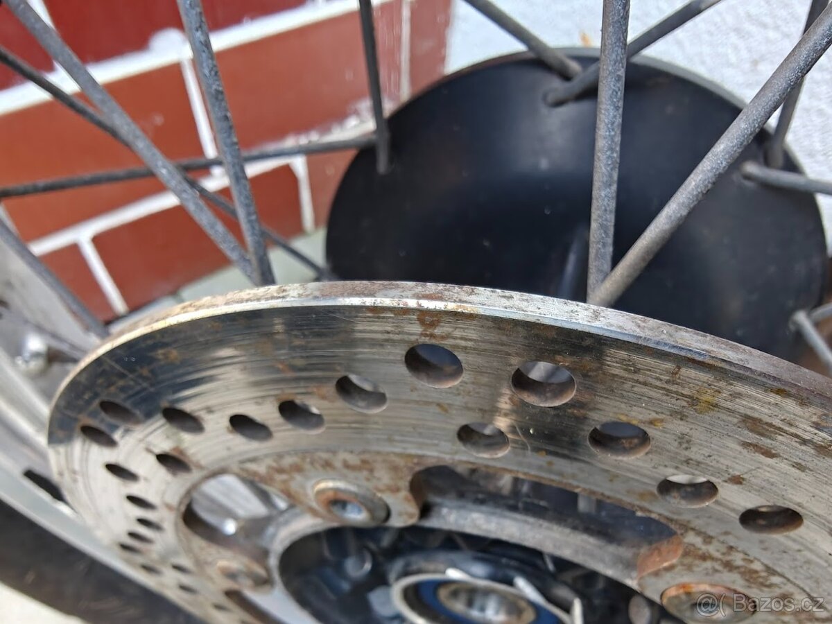 Kawasaki KLE 500 - zadní kolo r17 - 3