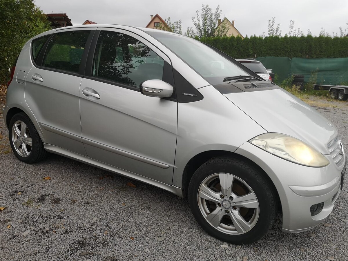 Mercedes Benz A 180 Elegance - 3